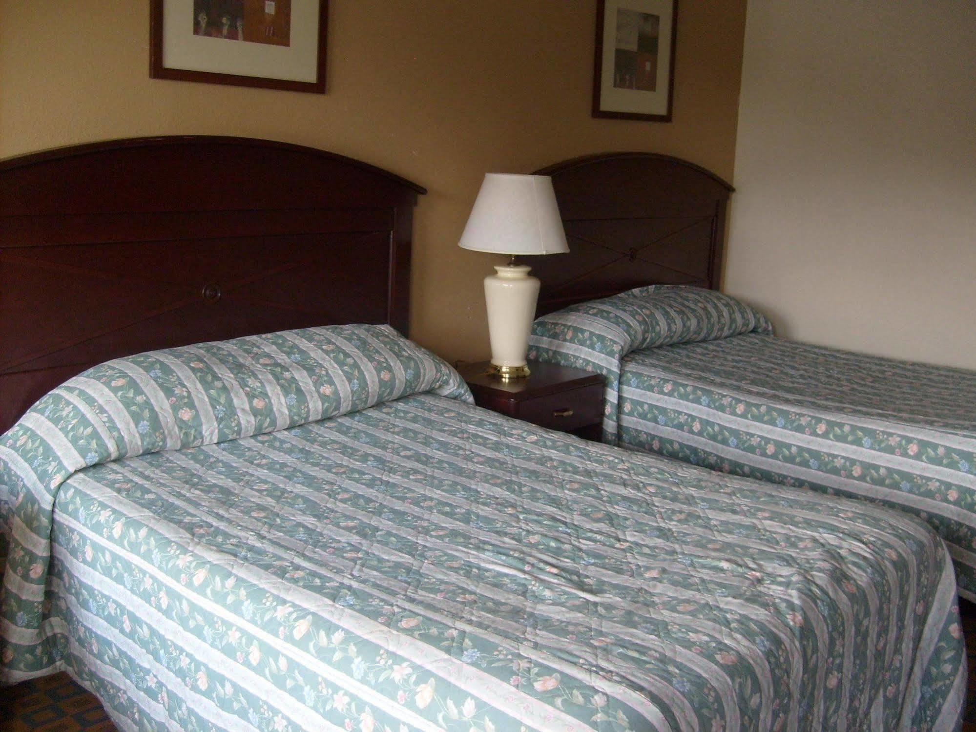 Express Inn ทอมสัน ภายนอก รูปภาพ