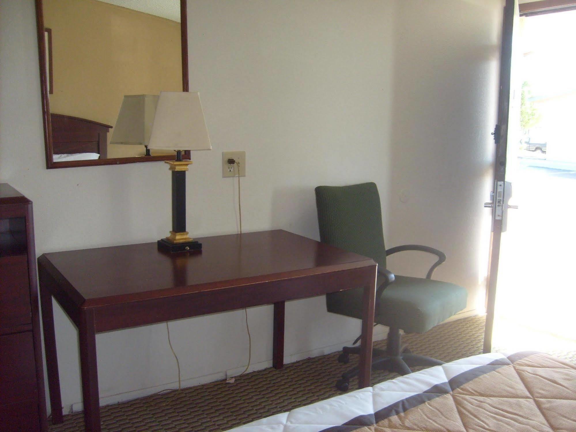 Express Inn ทอมสัน ภายนอก รูปภาพ